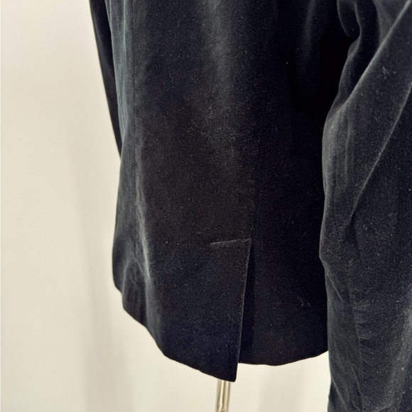 Banana Republic Black Velvet One Button Blazer-size 12 - Picture 5 of 8